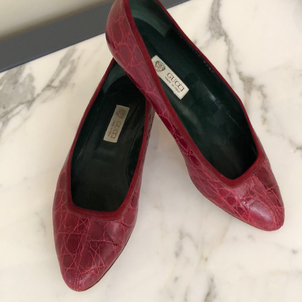 Women’s shoes